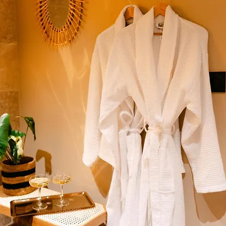 Mana - De Luxe Avec Jacuzzi Xxl Appartement