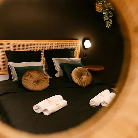 Mana - De Luxe Avec Jacuzzi Xxl * Tarare